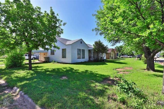 1401 Avenue Avenue, 20606386, Anson, Single Family Residence,  for sale, Edna Core, RE/MAX Big Country